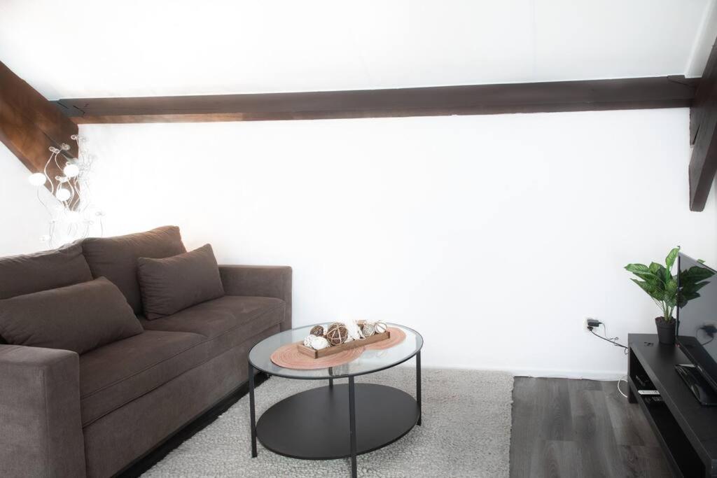 Uroczy apartament i bezplatny parking na miejscu Kerkrade Zewnętrze zdjęcie